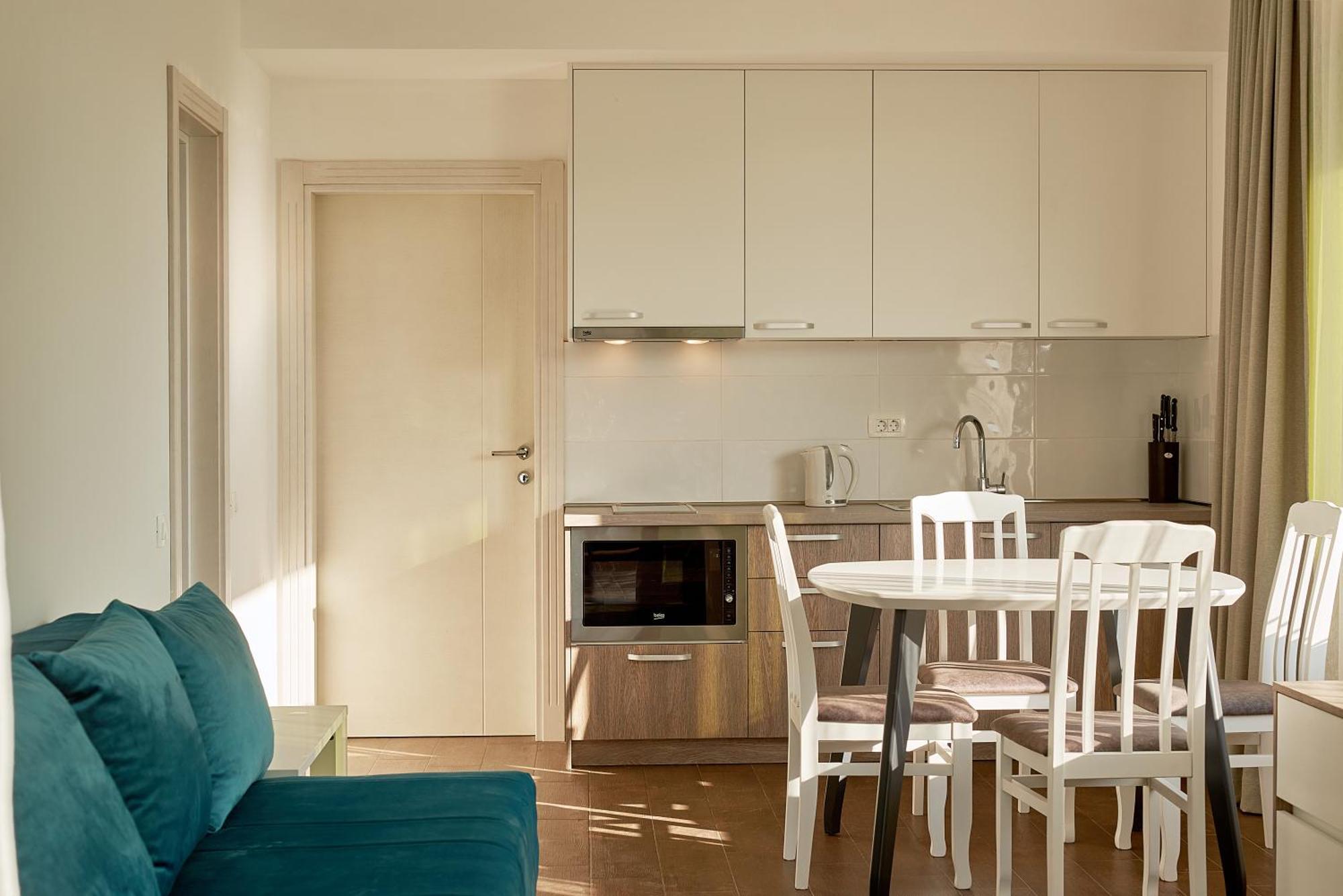 Adria Lux Apartmens 2 スヴェティ・ステファン エクステリア 写真